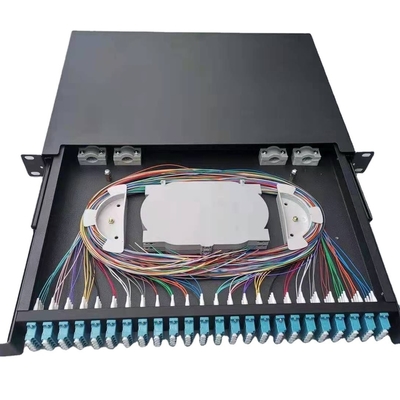 Panneau de patch en fibre optique à 24 ports LC conçu pour le montage murale en extérieur