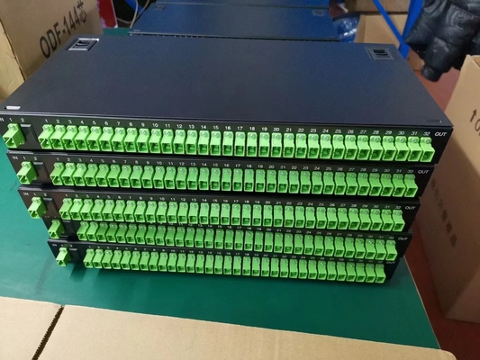 SM/MM/OM3 Splitter optique de type fibre 2x4 2x32 PLC pour rack de 19 pouces monté Splitter de fibre