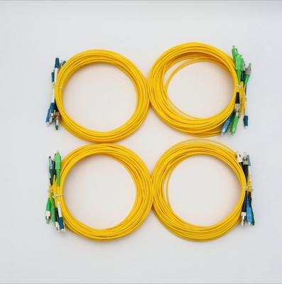 Corde de patch SC-SC 3 m Longueur ≤ 0,3 dB Perte d'insertion Convient pour les environnements à -40-70 °C