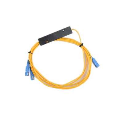 1x2 4 8 16 boîte PLC G657A1 0,9 mm SCUPC Splitter PLC à fibre optique conique pour la directivité dB ≥55
