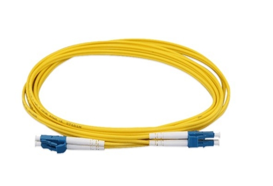 Le câble de fibre 14130199 SS-OP-D-LC-S-10 LC/PC-LC/PC-Single Mode-G6.652D-2MM-10M-PVC-YE est un câble AOC MPO