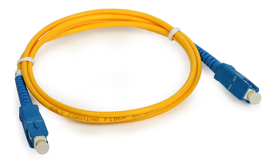 Télécommunications Jumper d'imprimante à fibre optique avec connecteurs SC-SC et câble de queue