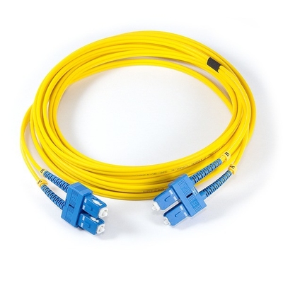 Jumper en fibre optique G657a2 câble de patch en mode unique avec connecteur SC FC ST LC UPC