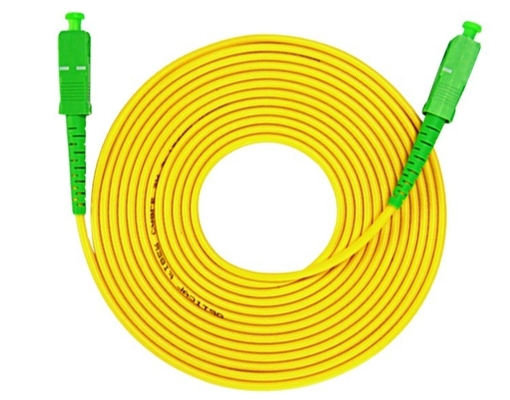 Mode unique G657A SC UPC APC Cordon de patch en fibre optique pour réseau FTTH extérieur intérieur