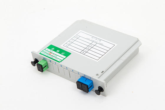 Splitter de carte personnalisé G657 de type fibre 2x1 1 * 2 pour le cabinet de fibre optique de réseau 4G
