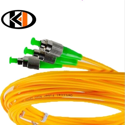 SC FC ST LC UPC Cordon de patch en fibre optique de 3,0 mm Simplex OM3 OM4 LC pour les équipements de télécommunications