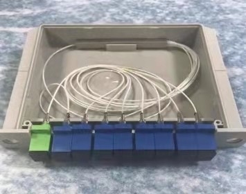 ODF 1-2 Fibre SC APC Plug-in Cassette PLC Splitter 1-2 avec 2/4/6/8/16/32/64 Les fibres