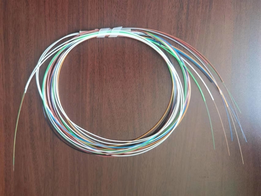 FTTX ODB NAP FTTH 2*8 Tuyaux en acier séparateur PLC sans connecteur Fils de haute résistance