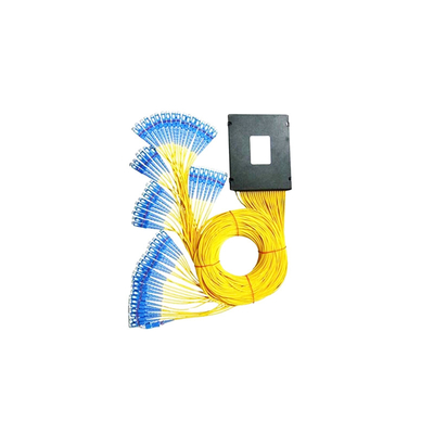SC FC LC ST Connecteur de type fibre optique 1 128 PLC Splitter avec directionnalité dB ≥55